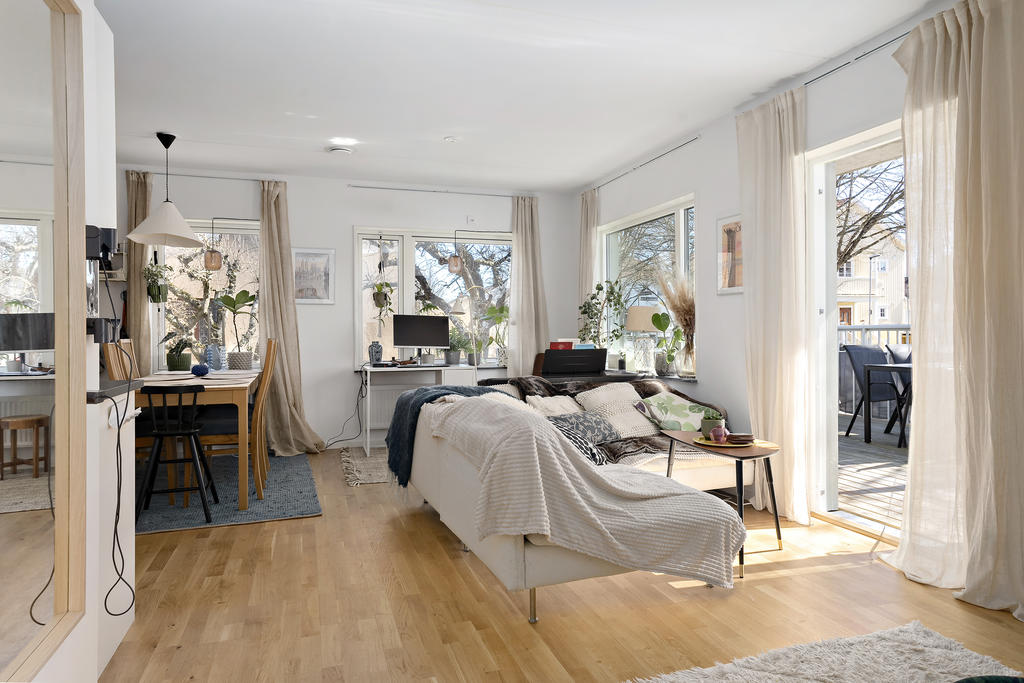 Vardagsrum och kök ihop