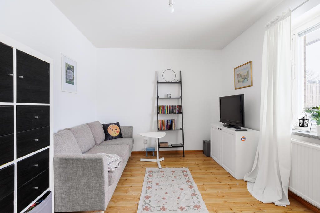 Sovrum 2 på nedervåningen