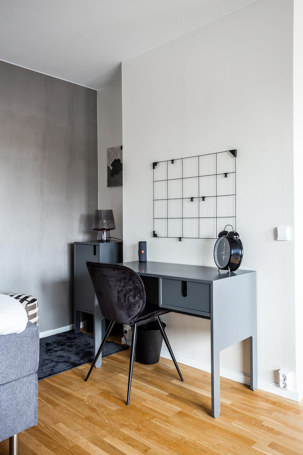 Plats för skrivbordshörna.
