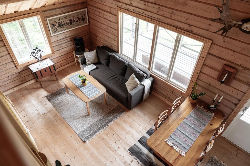 Storstugan från sovloftet