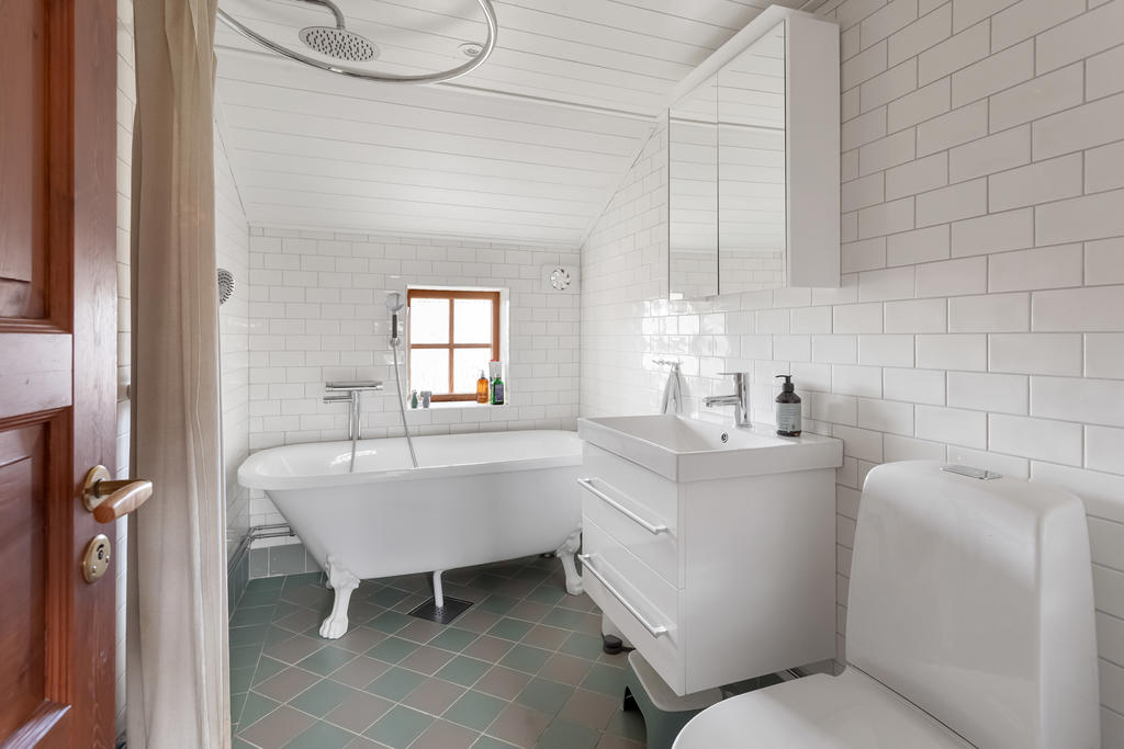 Badrum, Bostadshuset