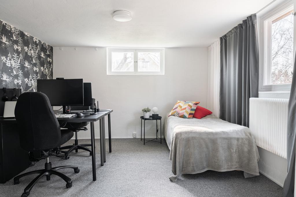 Gästrum/kontor källarplan