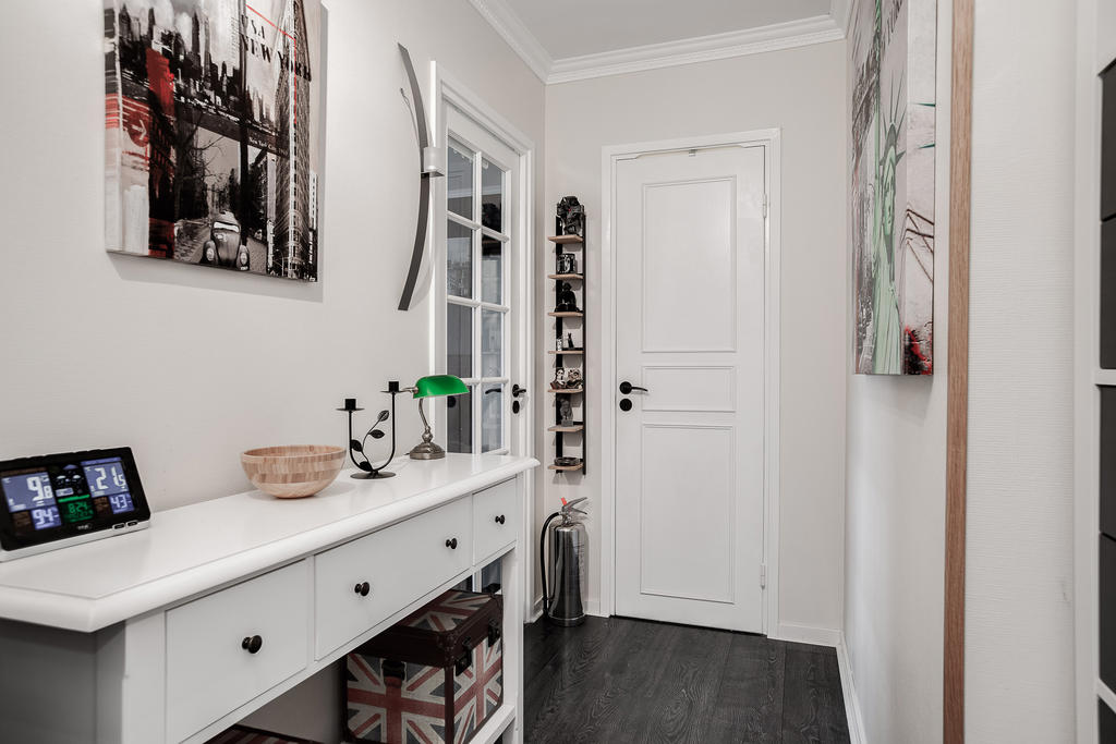 Hall med plats för extra förvaring 