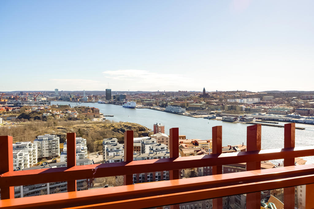 Utsikt från gemensam terrass