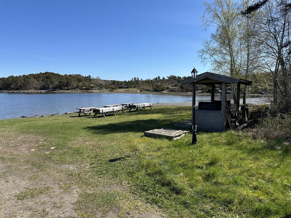 Grillplats vid badplats/båtplats