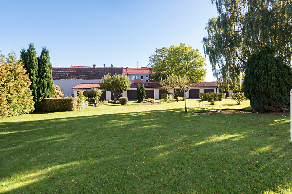 Innergården på sommaren