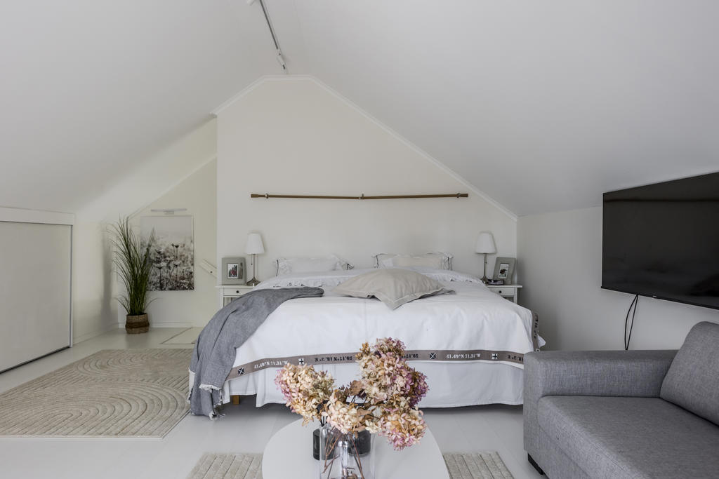 Master-Bedroom