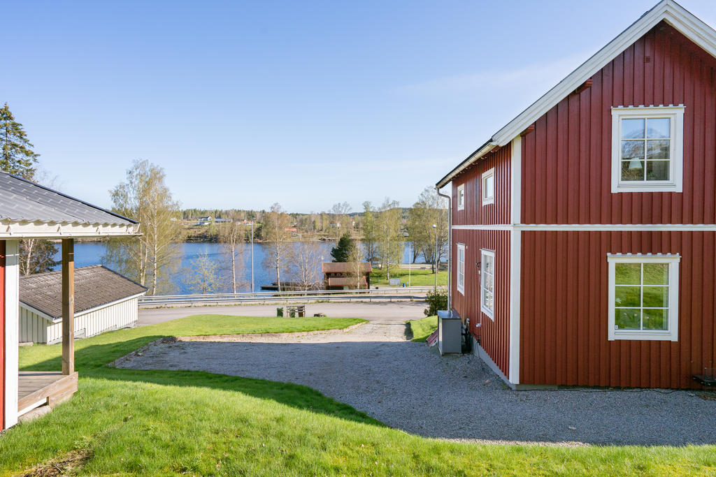  Grusad uppfart och parkering.