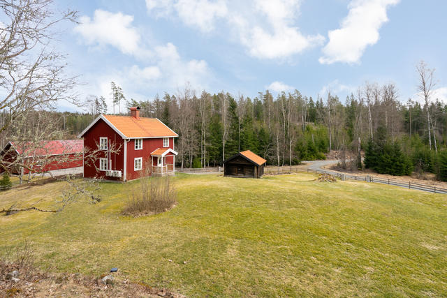 Välkommen till Västra Olasbyn Kristerud 1! 