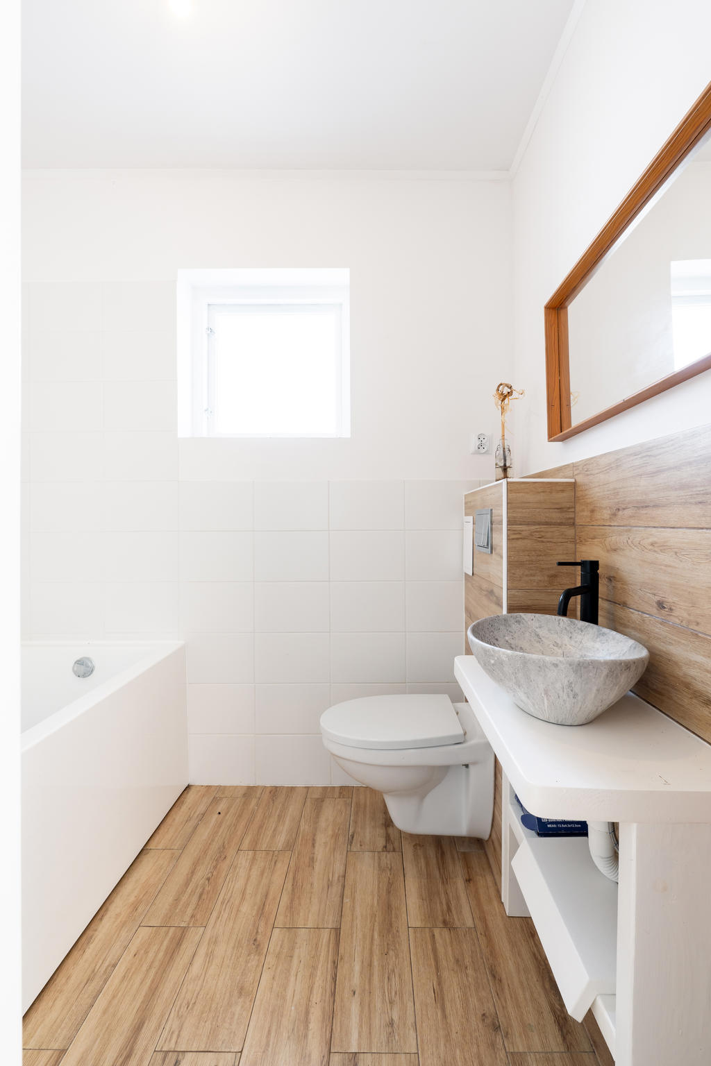 Ljust och fint badrum