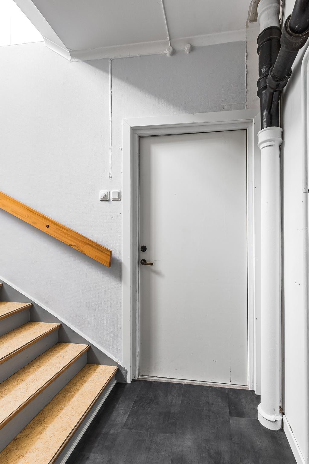LÄGENHET 2 - Entréhall