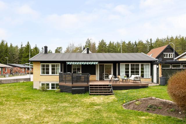 Husets trädgårdssida