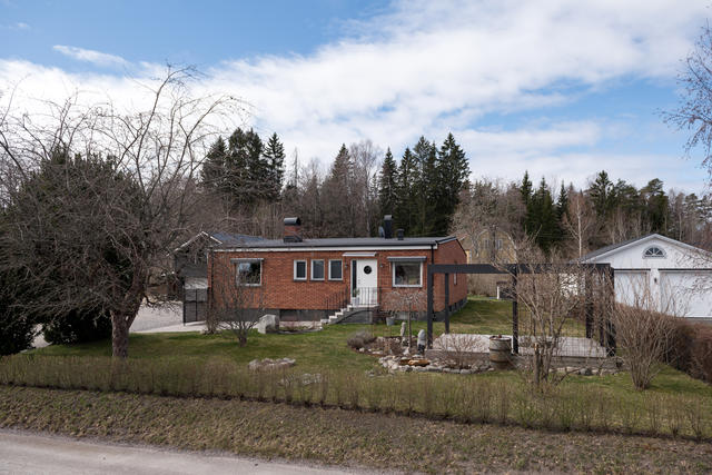 Littersbovägen 20.