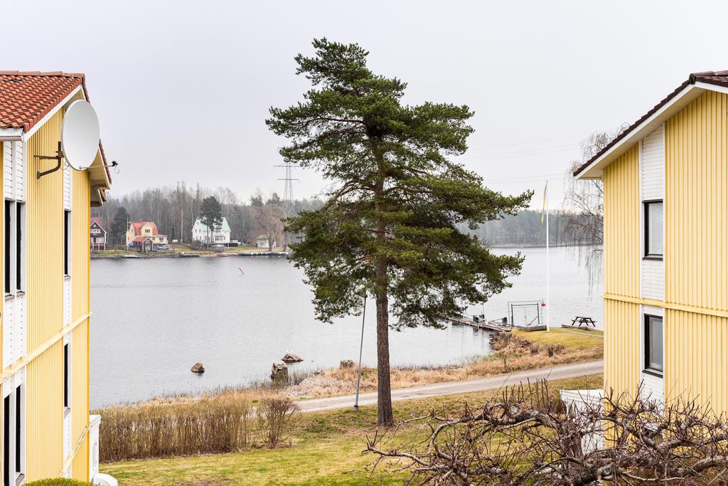 Perfekt sjöutsikt från balkongen och köket