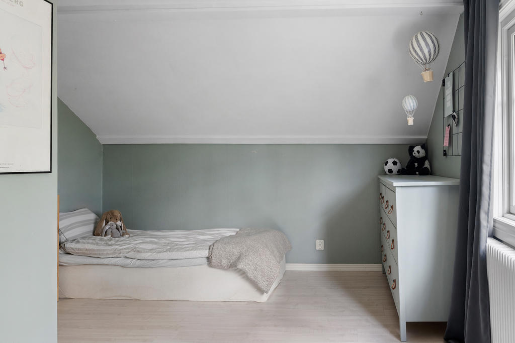 Sovrum 2, övre plan