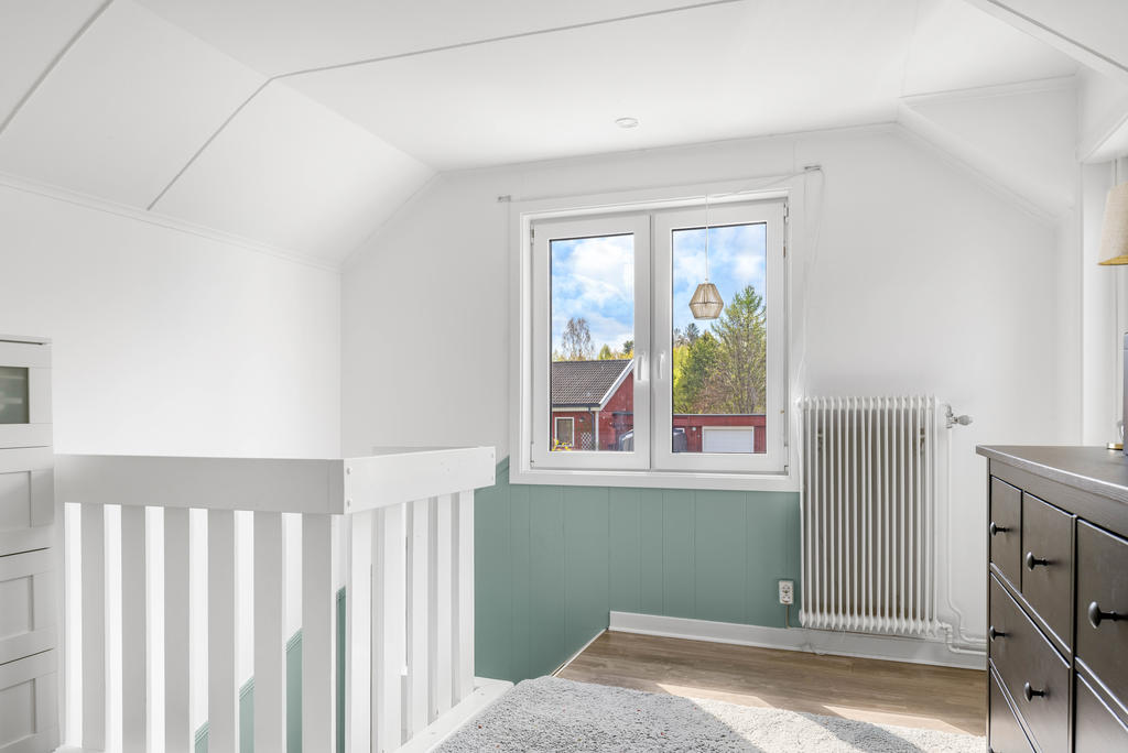 ÖV: Hall