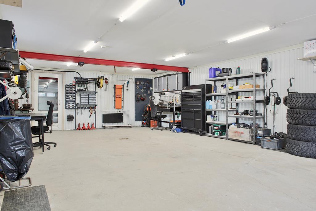 Garage