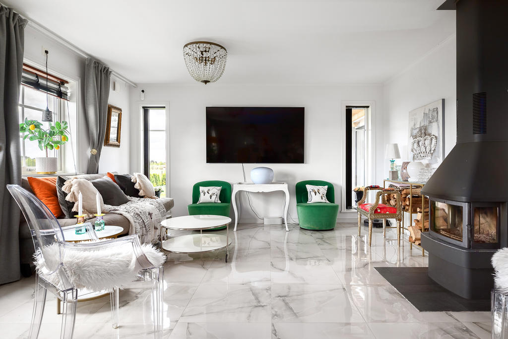 Braskamin i vardagsrum