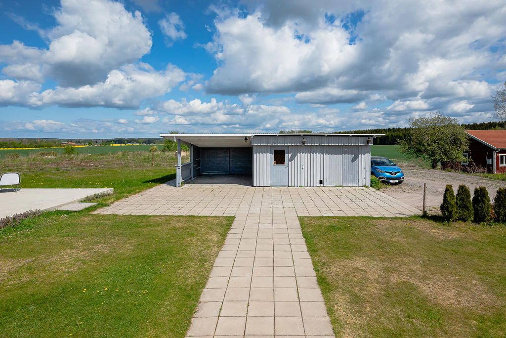 Carport och kallgarage