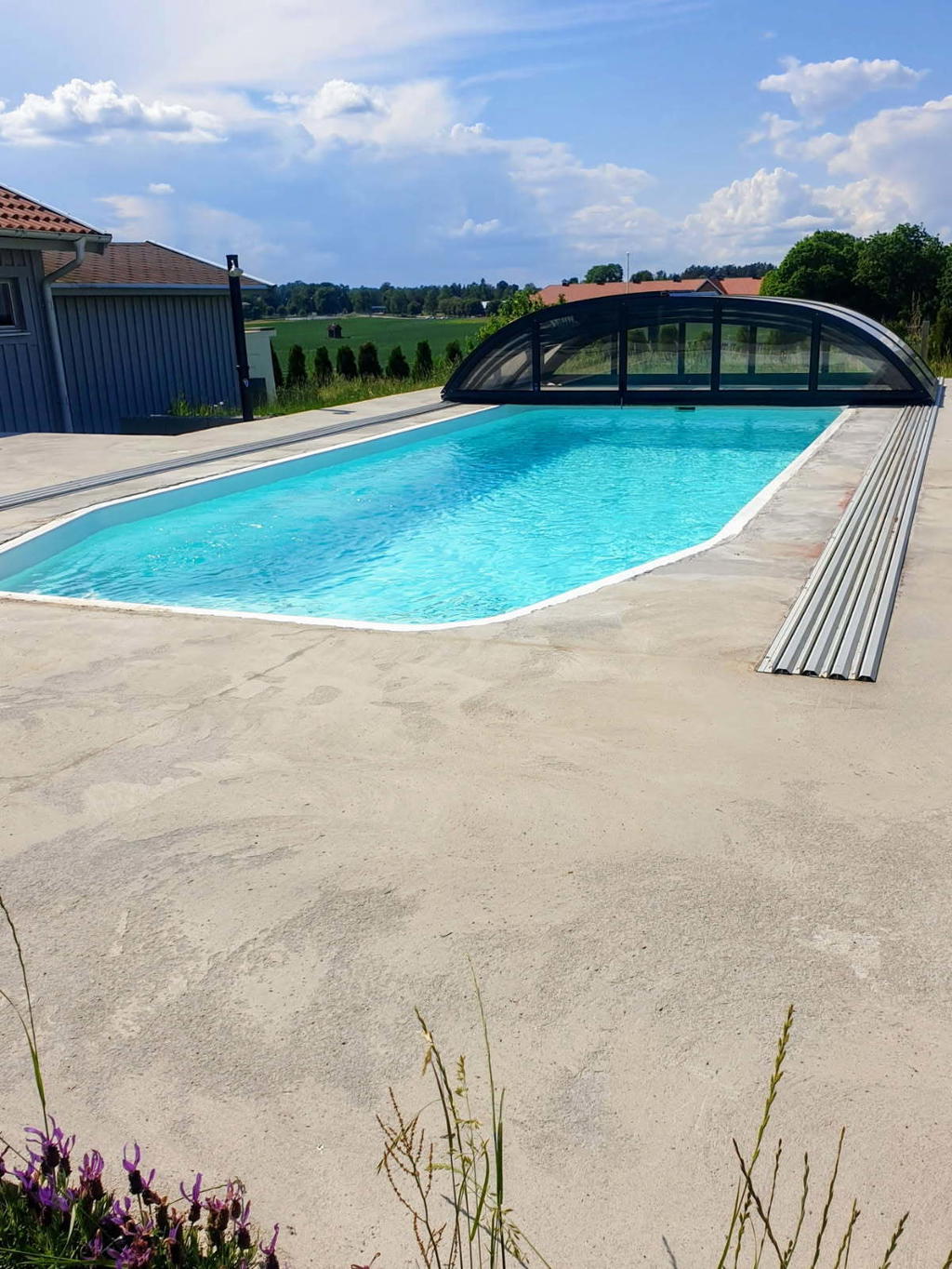 Sommarbild från säljaren