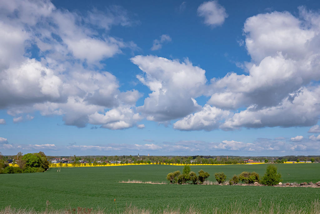 Vyn över landskapet med Vingåker i bakgrunden