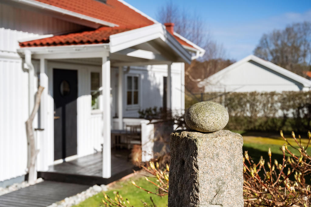 Entrésidan huset.