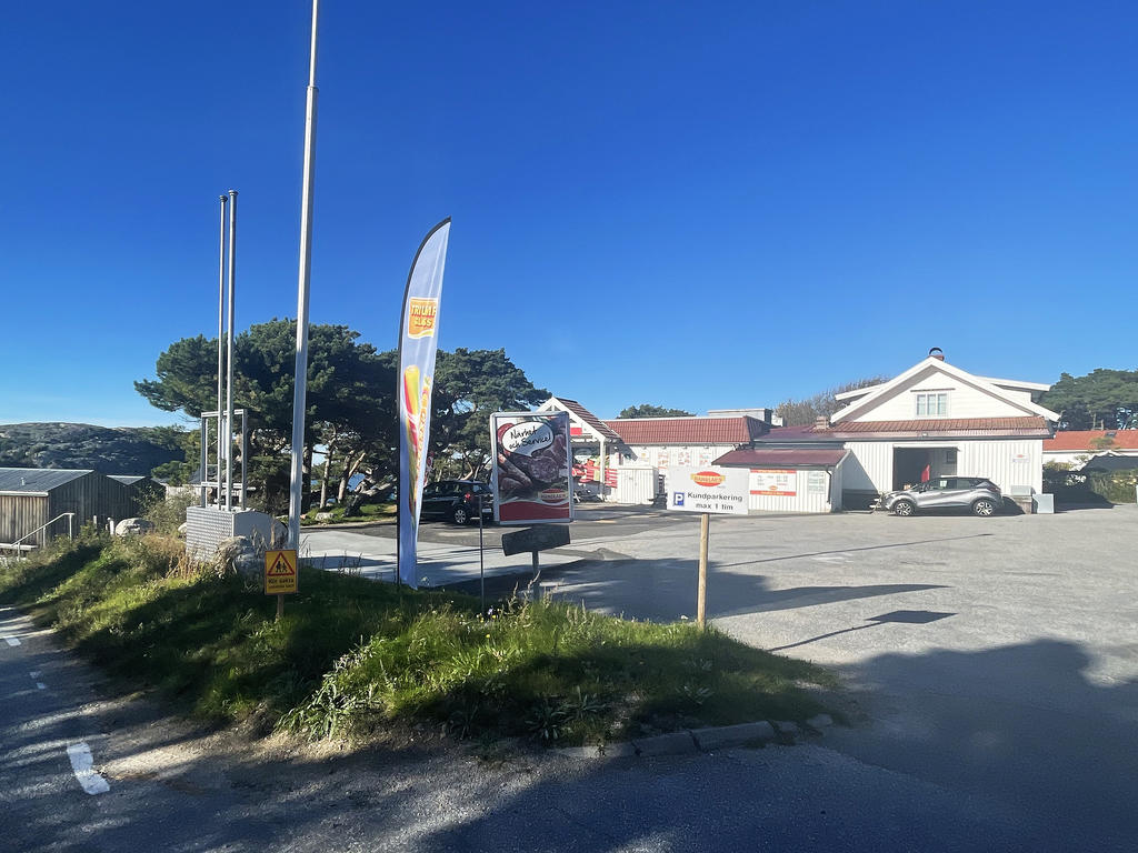 Resö Matbutik öppet året om.