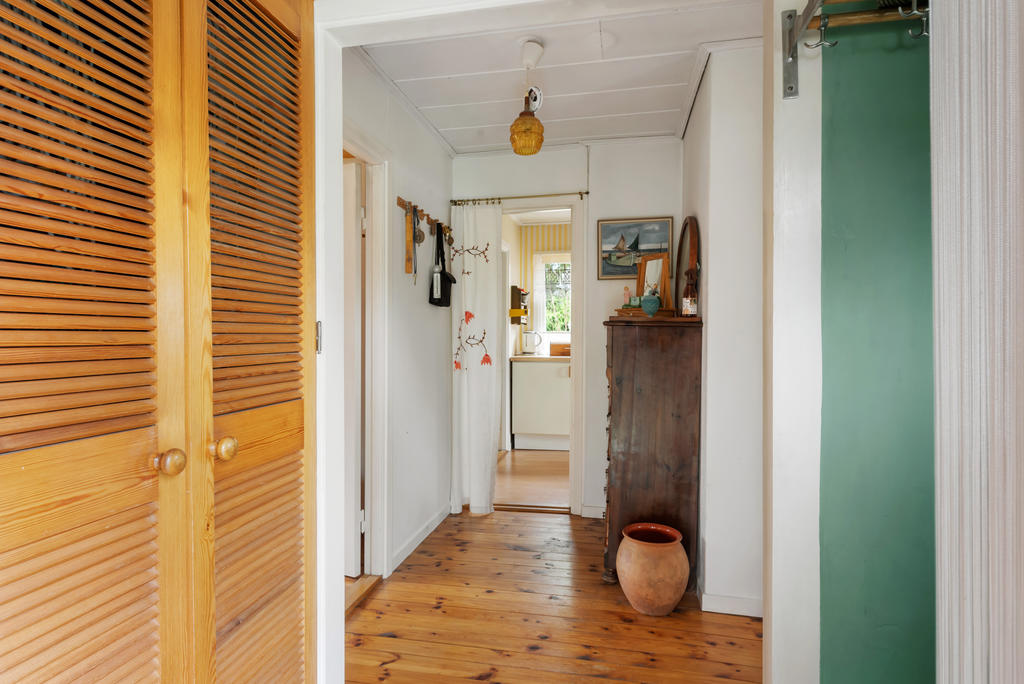 Hall med förvaring. 