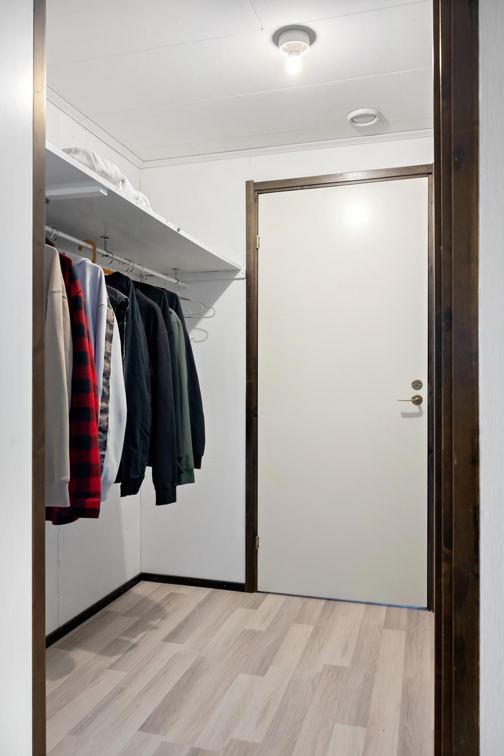 Walk in closet