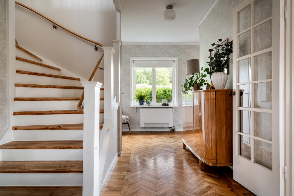 Hall/trappan