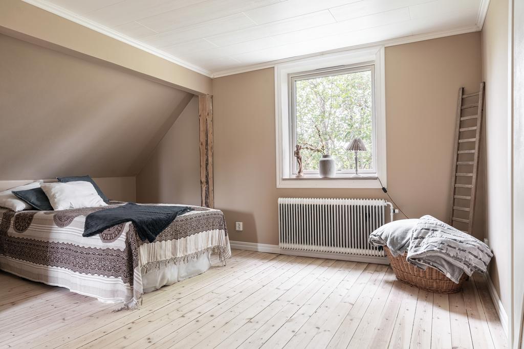 Sovrum ovanvåning
