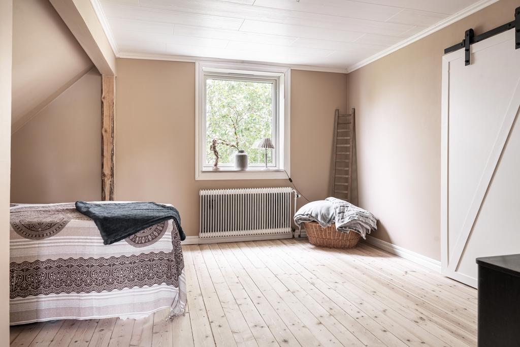 Sovrum ovanvåning
