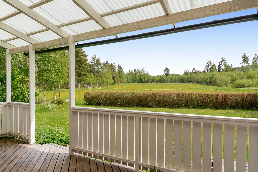 Veranda mot trädgården