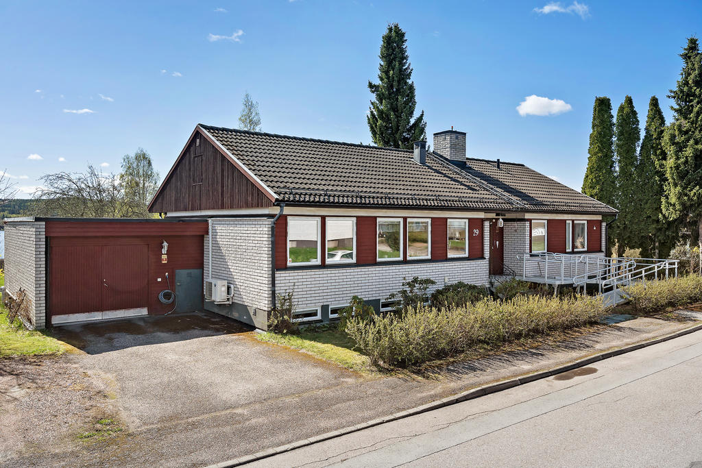 Fasad, framsida