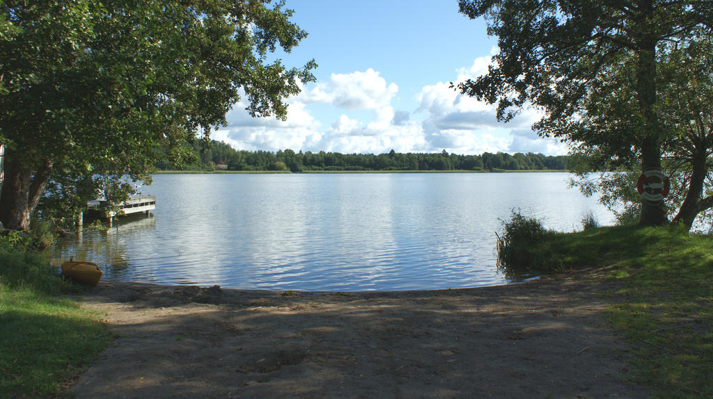 Badstrand i Hilleshög
