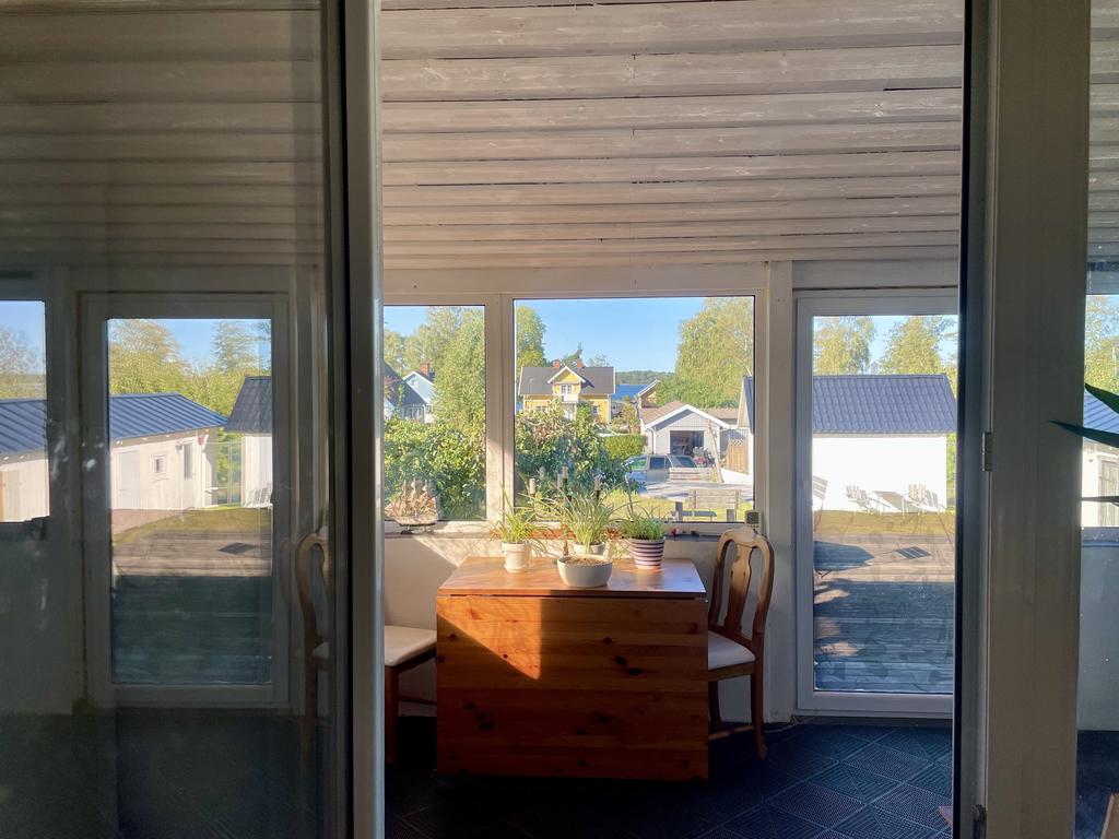 Generösa fönsterpartier