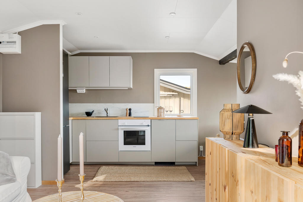 Stilrent kök och modern färgsättning