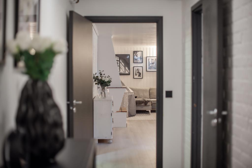 Nedervåningen.