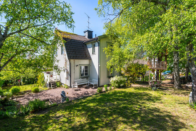 Fasad från öster