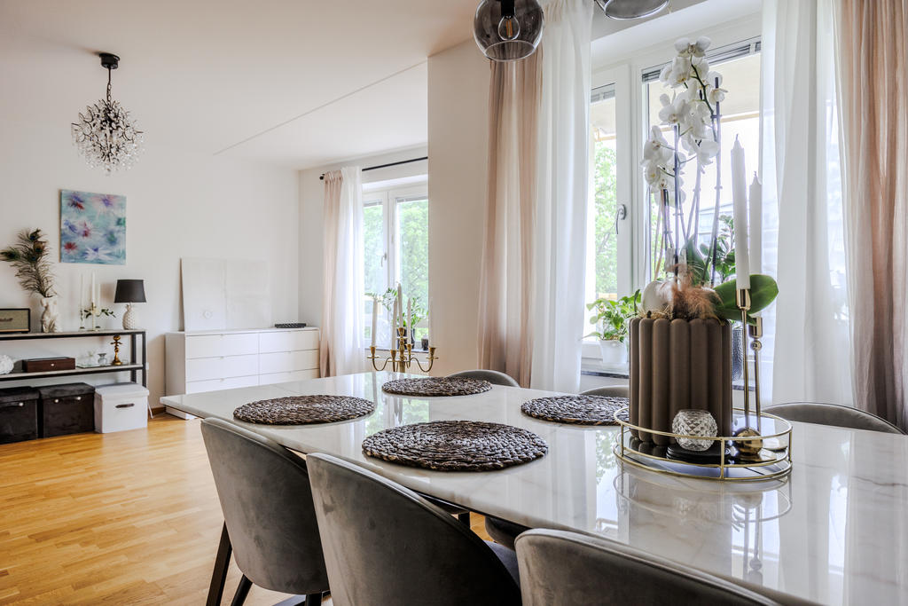 Matplats i anslutning till kök