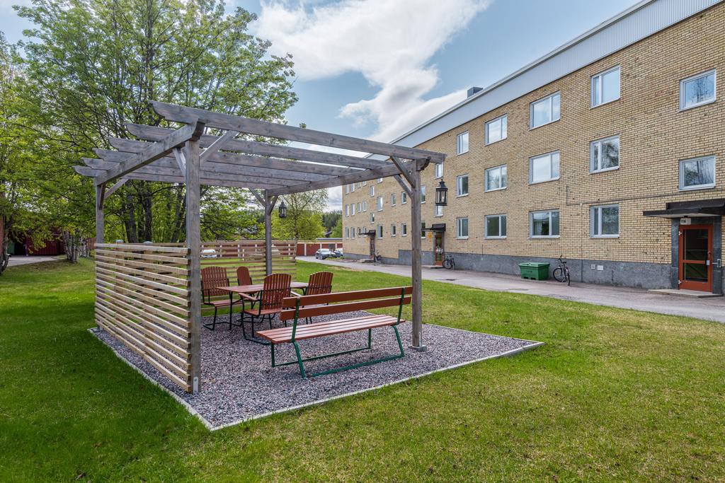 Gemensam innergård med uteplats