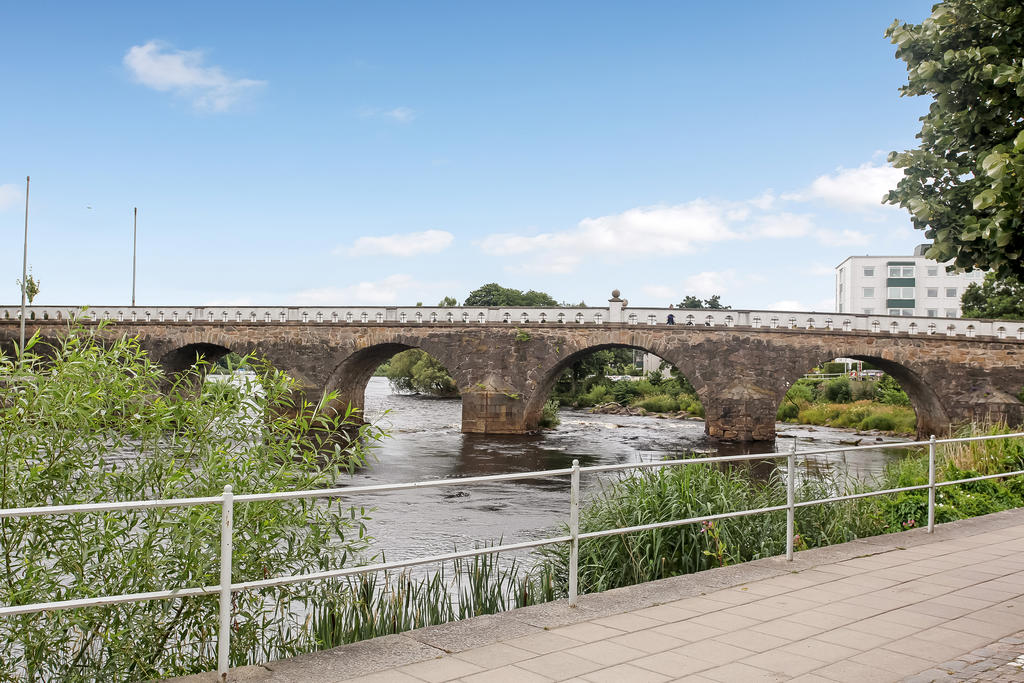 Tullbron och Ätran i centrum