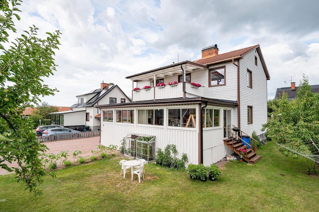 Fasad, framsida