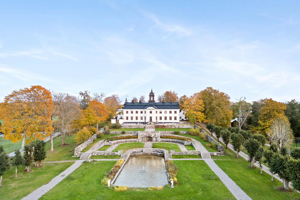 Närliggande Kaggeholms slott