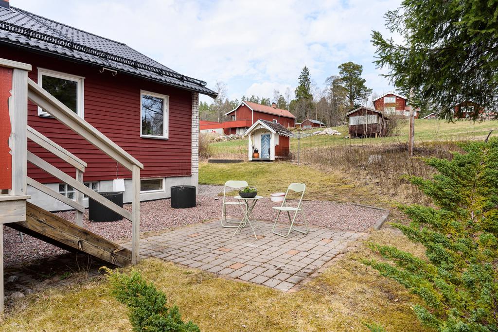 Korsarvsvägen 10