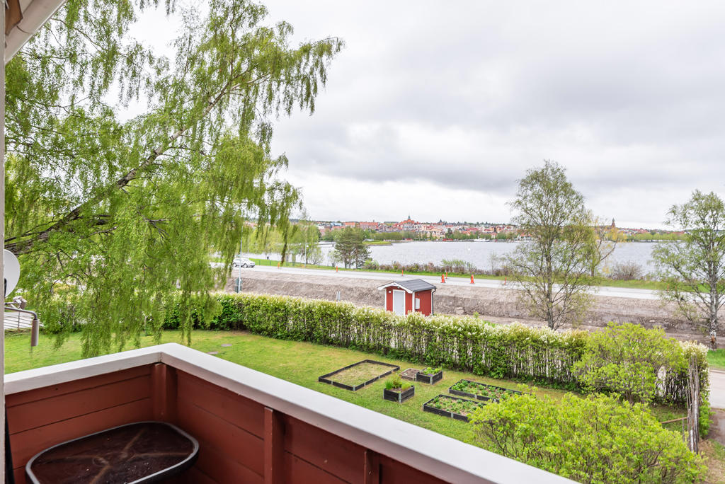 Bra utsikt från balkongen.