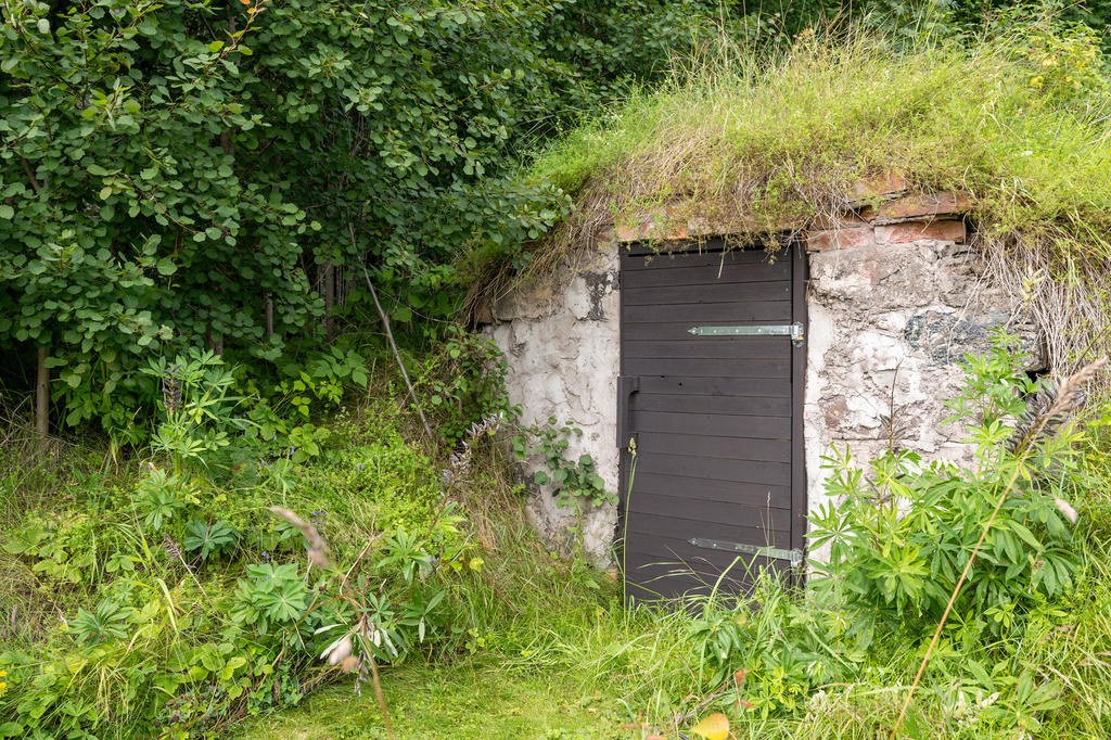 Jordkällare.