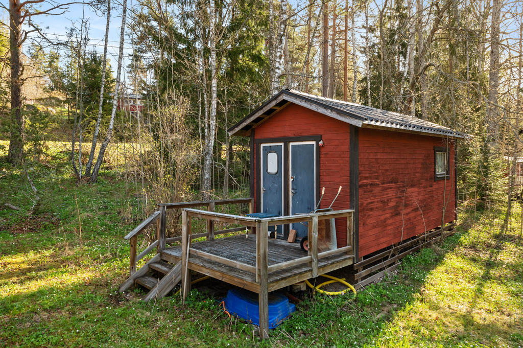 Uthus/förråd