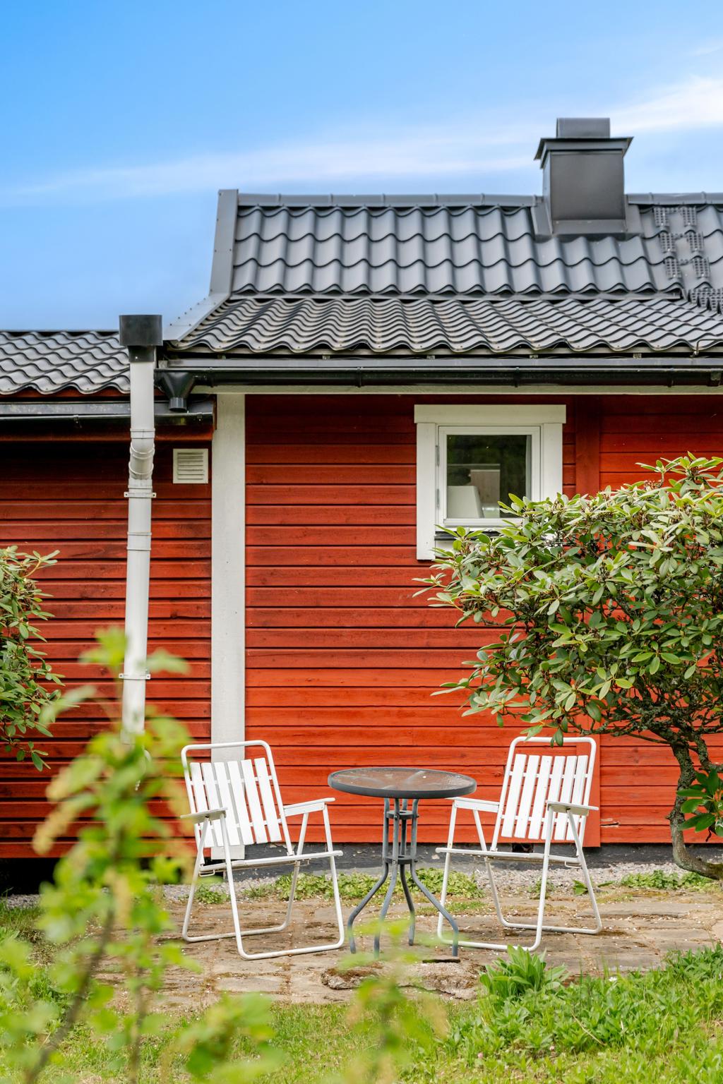 Här finns flera uteplatser i olika väderstreck