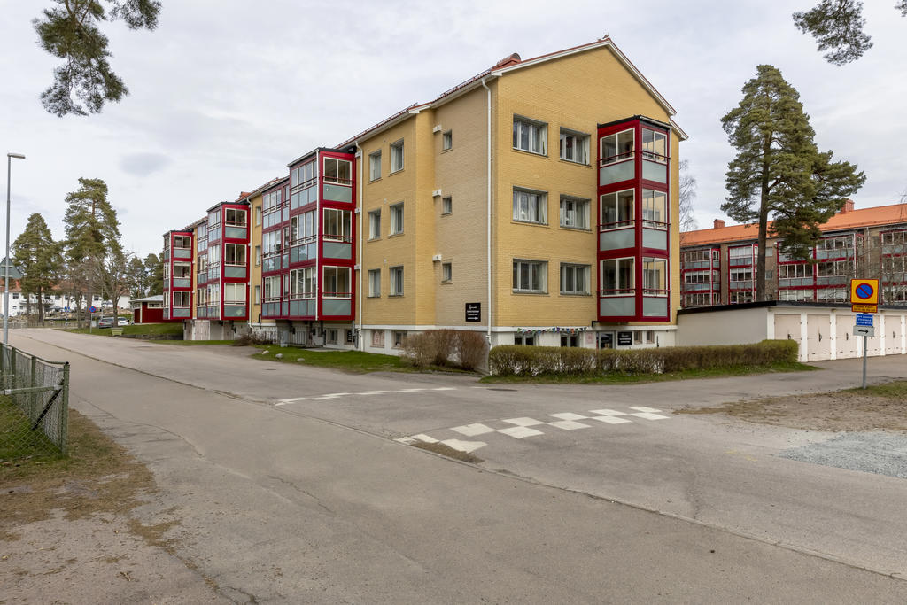 Tallvägen 12